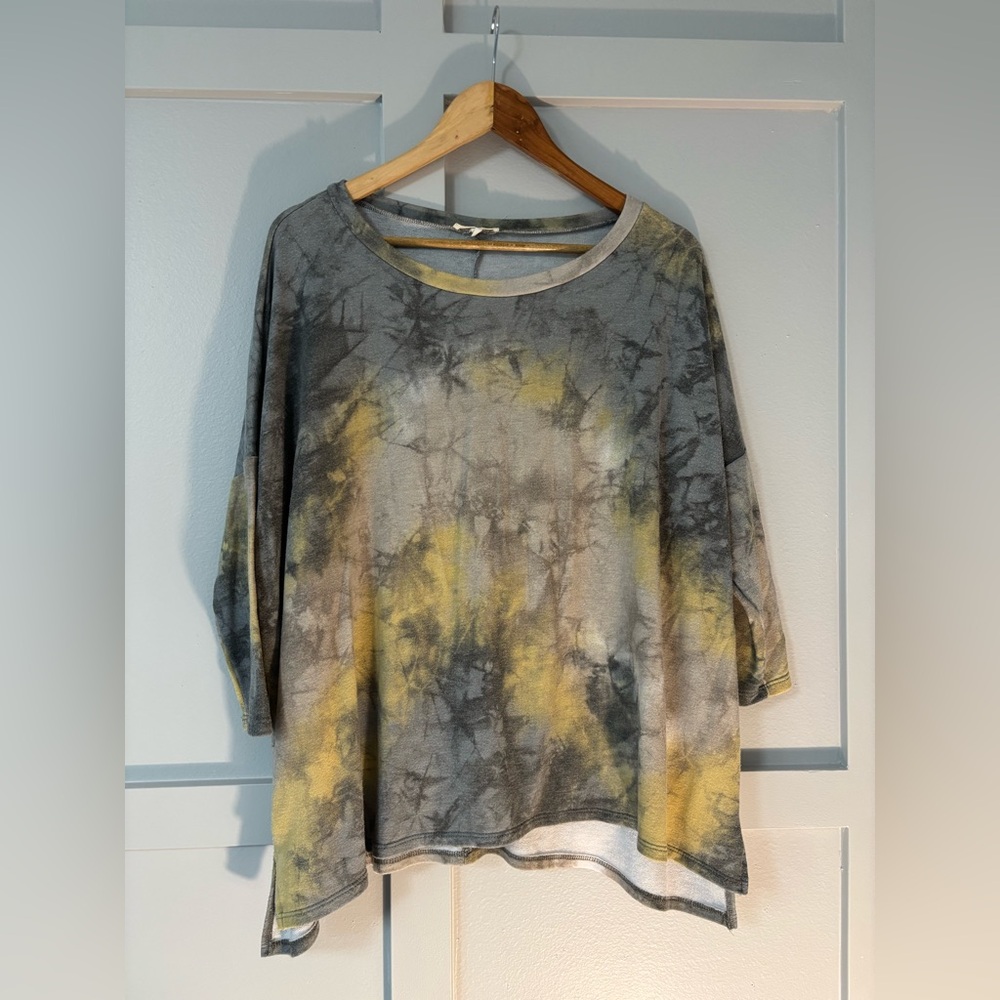 Mystree Marble Dolman Sleeve Top - Picture 3 of 8